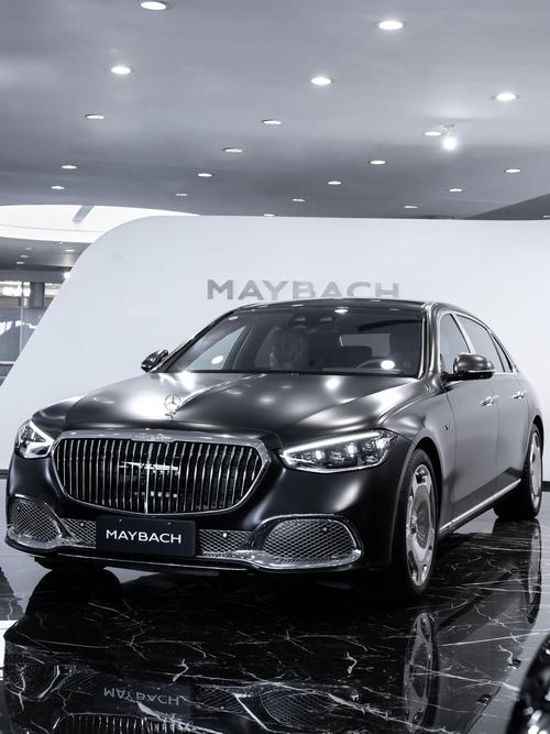 佛山298岚图汽车的售后服务让用户无忧出行，迈巴赫未来的豪华车趋势